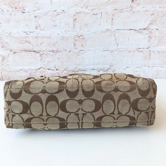 Coach Vintage Leather Canvas Women's Shoulder Hand Bag - Picture 8 of 14